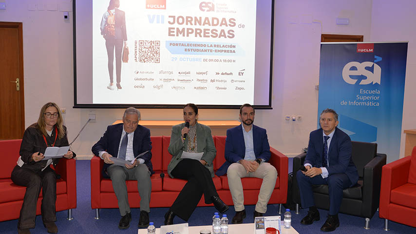 VII Jornada de Empresas Escuela Superior de Informática de Ciudad Real.