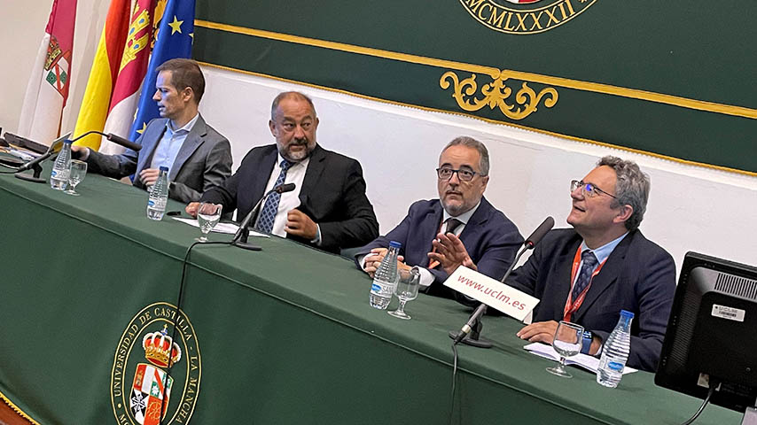 Inauguración del encuentro de profesores de ingeniería mecánica en Toledo.