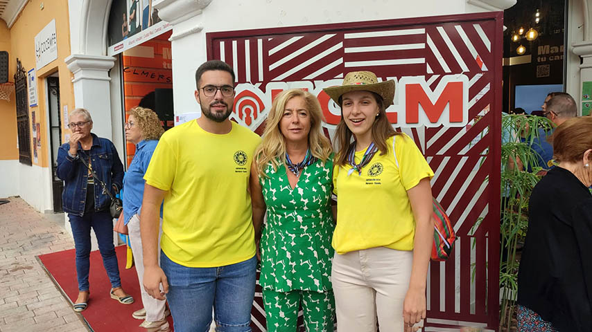 Visita participantes Ruta Inti al stand UCLM Feria AB