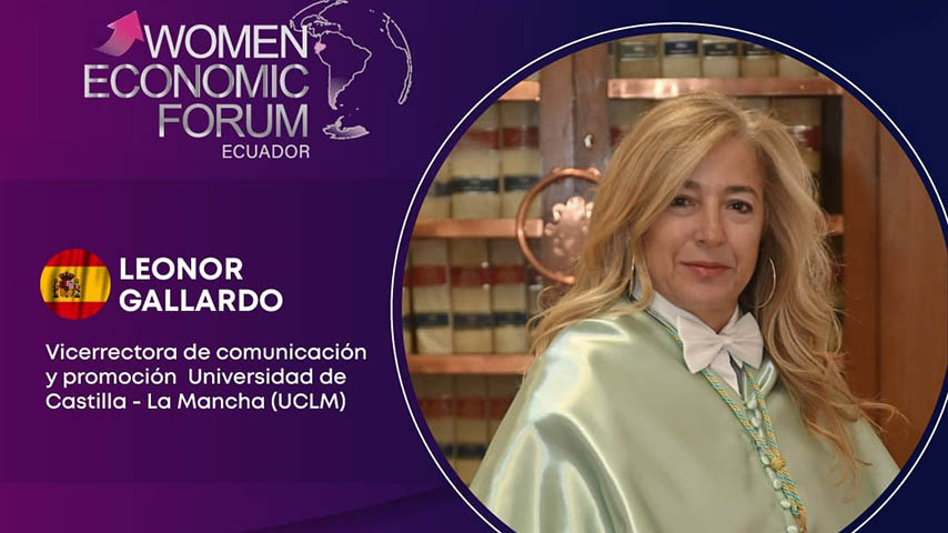 Reonocimiento a la profesora Leonor Gallardo en Ecuador.