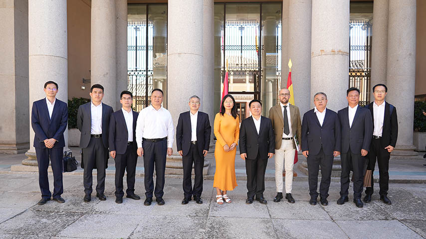 Visita de la delegación de Jiangxi al Campus de Toledo.
