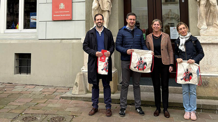 La UCLM presenta en Polonia su oferta académica y de servicios
