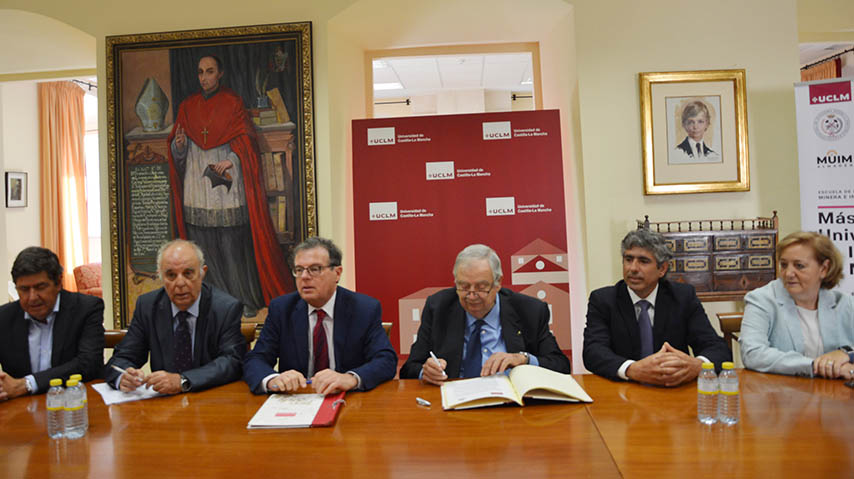 Convenio de colaboración EIMIA y el Colegio de Minas de Levante.