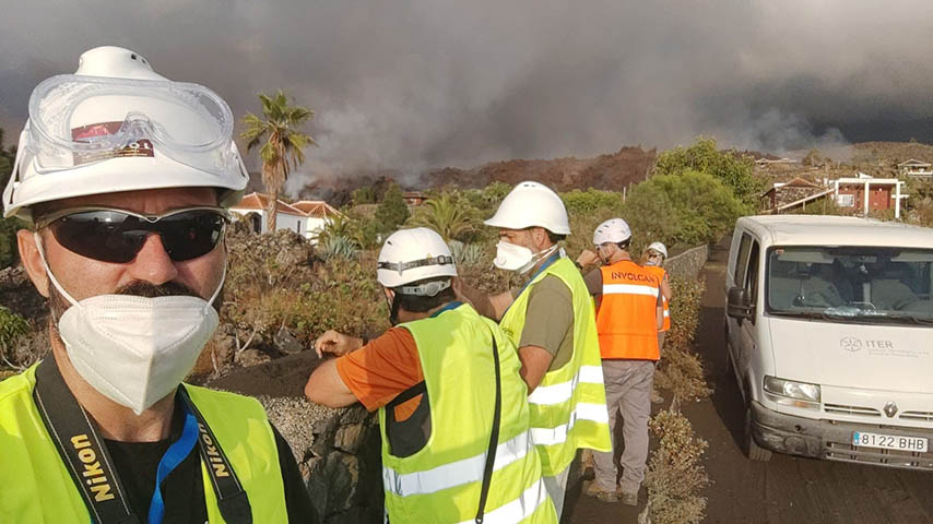 Uno de los investigadores de GEOVOL en La Palma