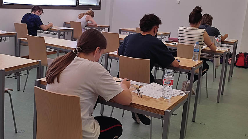 Prueba de la EvAU celebrada en el Campus de Cuenca.