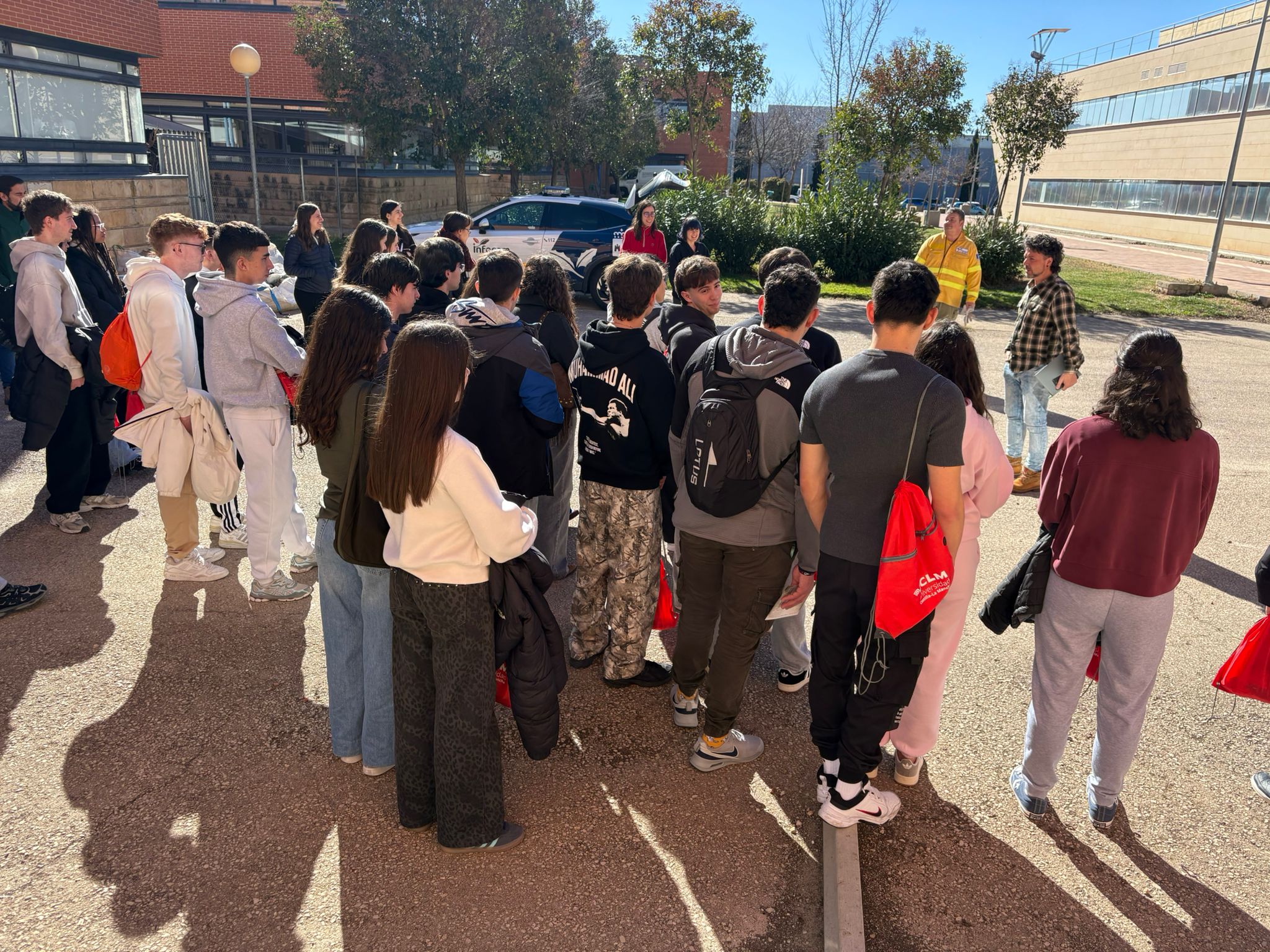 200 estudiantes de Secundaria visitan la