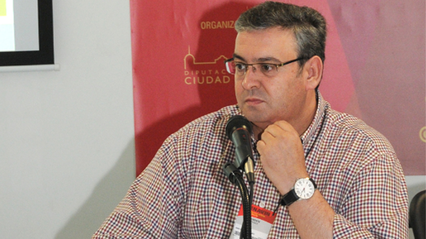 Isidro Hermosín fue profesor e investigador de la UCLM (© Diputación de Ciudad Real)